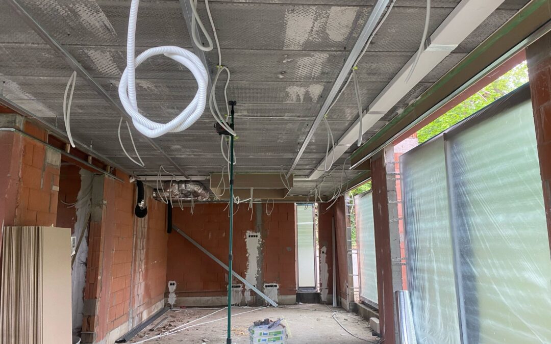 Faux-plafond sur un chantier à Bruxelles