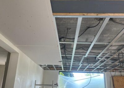 Pose d’un faux plafond, villa Linkebeek